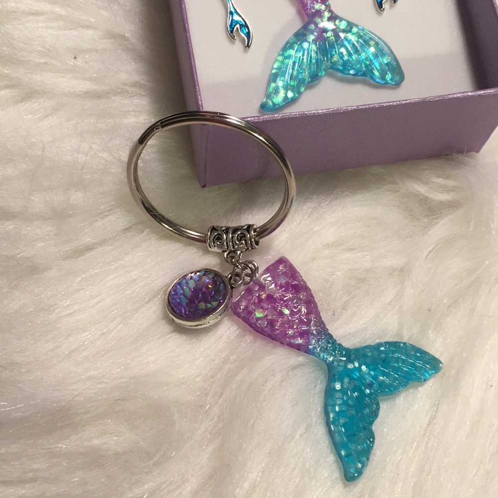 MERMAID - earrings, necklace & keyring charm 🧜‍♀️ - Picture 5 of 5